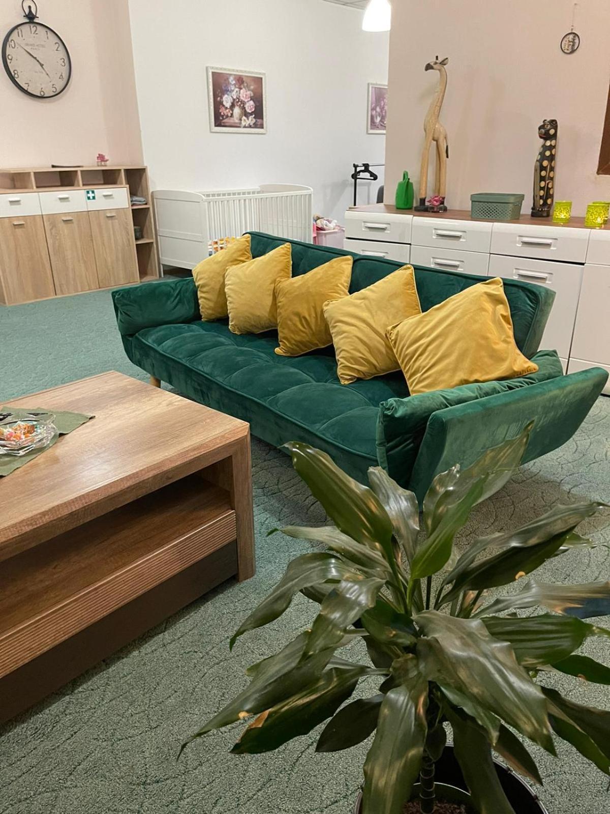 Velky Apartman Bratislava Exterior photo